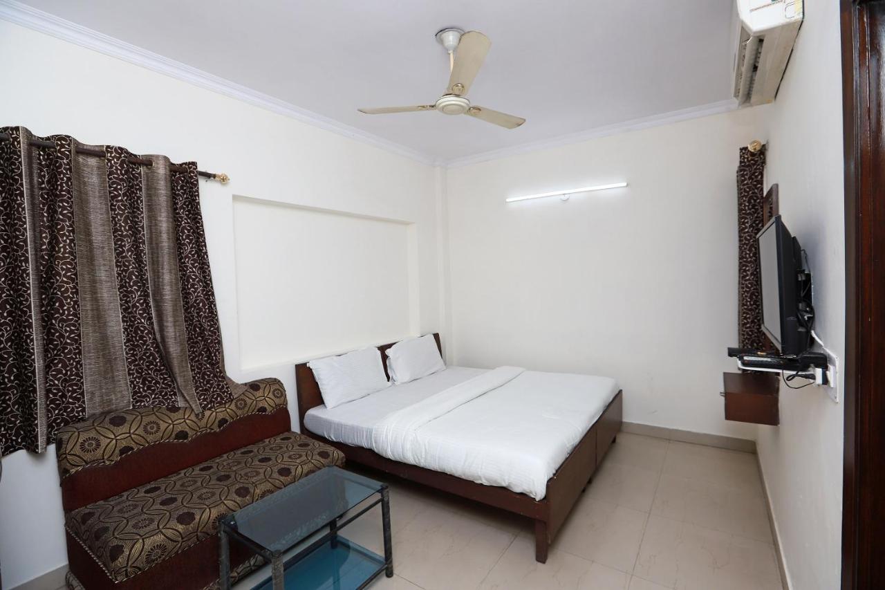 Spot On 29024 Jageer Palace Hotell Narela Exteriör bild