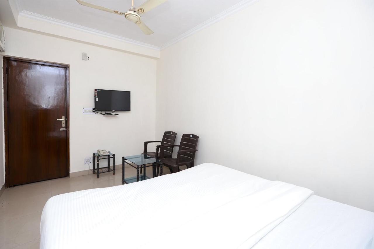 Spot On 29024 Jageer Palace Hotell Narela Exteriör bild